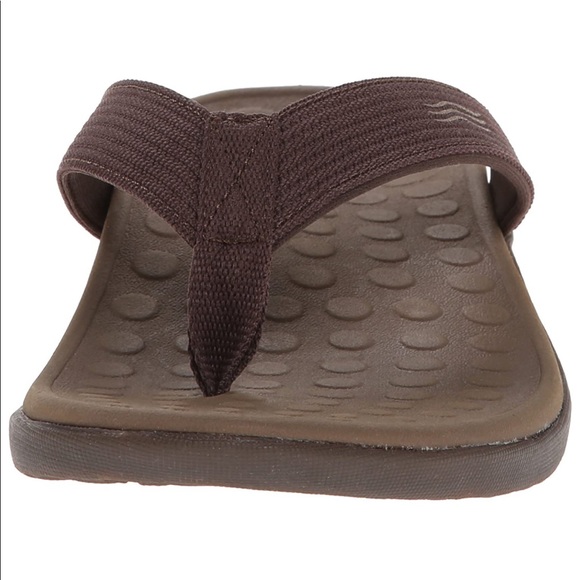 BNWOT Mens Brown Vionic Wave Flip Flops - Picture 4 of 4